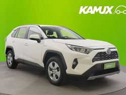 Valkoinen Käytetty 2021 Toyota RAV4 Hybrid Active Katumaasturi | 34 090 € (Hyvä tarjous)
