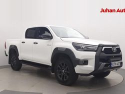 Valkoinen Käytetty 2023 Toyota HiLux Active Nouto | 56 990 € (Hieman kallis)