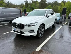 Käytetty 2018 Volvo XC60 Inscription Katumaasturi | 38 890 € (Perustarjous)