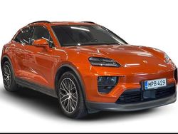 Käytetty 2024 Porsche Macan Katumaasturi | 99 800 € (Kallis)