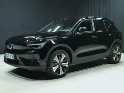 Käytetty 2023 Volvo XC40 Plus Katumaasturi | 34 300 € (Perustarjous)