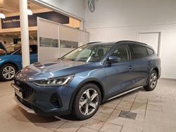 Sininen Käytetty 2022 Ford Focus Active Farmari | 23 900 € (Kallis)