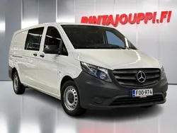 Valkoinen Käytetty 2021 Mercedes Vito Tila-auto | 19 250 € (Hyvä tarjous)