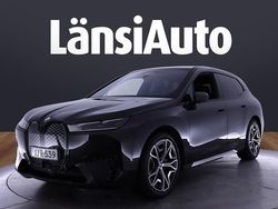 Käytetty 2022 BMW iX Sport Line Katumaasturi | 39 850 € (Perustarjous)