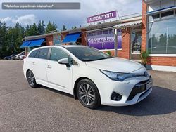Valkoinen Käytetty 2016 Toyota Avensis Active Farmari | 12 320 € (Perustarjous)