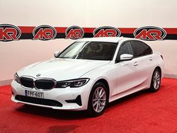 Valkoinen Käytetty 2022 BMW 320e Sedan | 28 400 € (Perustarjous)