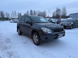 Käytetty 2006 Toyota RAV4 Tila-auto | 8 900 € (Perustarjous)