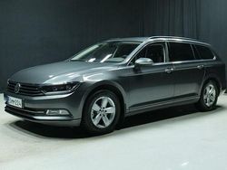 Harmaa Käytetty 2017 VW Passat Comfortline Farmari | 22 500 € (Hieman kallis)