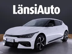 Käytetty 2022 Kia EV6 3 Katumaasturi | 41 790 € (Hieman kallis)