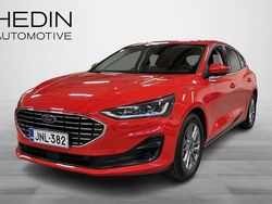 Punainen Käytetty 2024 Ford Focus Titanium Viistoperä | 22 490 € (Perustarjous)