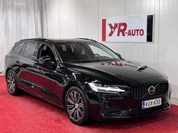 Käytetty 2023 Volvo V60 Ultimate Farmari | 45 800 € (Hieman kallis)