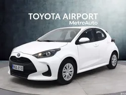 Valkoinen Käytetty 2021 Toyota Yaris Active Viistoperä | 18 990 € (Perustarjous)