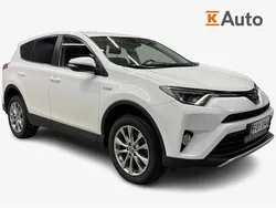 Käytetty 2016 Toyota RAV4 Hybrid Business Edition Katumaasturi | 18 890 € (Hieman kallis)