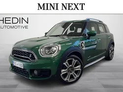 Vihreä Käytetty 2020 Mini Cooper Countryman Essential Katumaasturi | 19 900 € (Perustarjous)