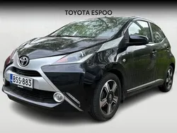 Käytetty 2015 Toyota Aygo X-clusiv Viistoperä | 8 990 € (Supertarjous)