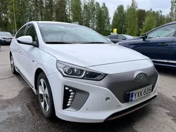 Käytetty 2019 Hyundai Ioniq Style Sedan | 16 480 € (Perustarjous)