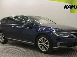 Musta Käytetty 2016 VW Passat Comfortline Farmari | 15 400 € (Hieman kallis)