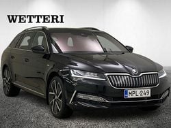 Musta Käytetty 2025 Skoda Superb Business Line Farmari | 48 790 €