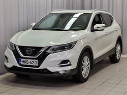 Valkoinen Käytetty 2017 Nissan Qashqai 360º Katumaasturi | 13 900 € (Hieman kallis)