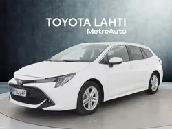 Valkoinen Käytetty 2022 Toyota Corolla Edition Farmari | 24 890 € (Perustarjous)