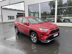 Punainen Käytetty 2020 Toyota RAV4 Hybrid Active Katumaasturi | 35 990 € (Hieman kallis)
