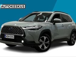 Musta Käytetty 2023 Toyota Corolla Cross Edition Katumaasturi | 35 900 € (Perustarjous)