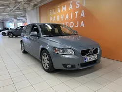Käytetty 2011 Volvo V50 Standard Farmari | 7 900 € (Kallis)