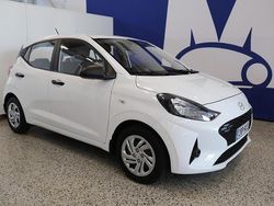 Valkoinen Käytetty 2023 Hyundai i10 Viistoperä | 13 990 € (Perustarjous)