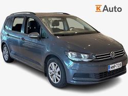 Käytetty 2022 VW Touran Comfortline Tila-auto | 21 440 € (Supertarjous)