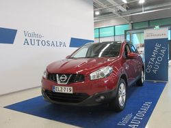Punainen Käytetty 2011 Nissan Qashqai +2 Acenta Katumaasturi | 11 900 € (Hieman kallis)