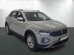 Käytetty 2022 VW T-Roc Comfortline Katumaasturi | 24 990 € (Perustarjous)