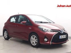 Punainen Käytetty 2017 Toyota Yaris Active Viistoperä | 12 990 € (Perustarjous)