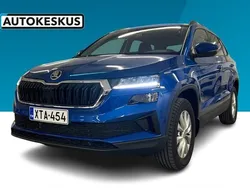 Sininen Uusi 2025 Skoda Karoq Selection Katumaasturi | 37 900 € (Supertarjous)