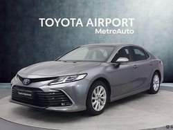 Harmaa Käytetty 2024 Toyota Camry Active Sedan | 36 880 € (Perustarjous)