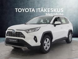 Valkoinen Käytetty 2024 Toyota RAV4 Hybrid Edition Katumaasturi | 38 990 € (Supertarjous)