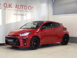 Punainen Käytetty 2023 Toyota Yaris Viistoperä | 50 900 €