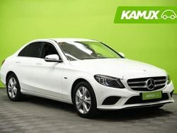 Valkoinen Käytetty 2020 Mercedes C300e Avantgarde Edition Sedan | 26 790 € (Hyvä tarjous)
