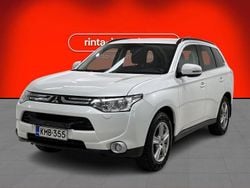 Valkoinen Käytetty 2013 Mitsubishi Outlander Intense Katumaasturi | 9 480 €