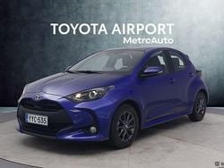 Sininen Käytetty 2024 Toyota Yaris Viistoperä | 20 990 € (Perustarjous)