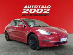 Punainen Käytetty 2019 Tesla Model 3 Long Range Sedan | 21 690 € (Perustarjous)