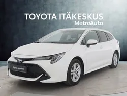 Valkoinen Käytetty 2021 Toyota Corolla Active Farmari | 25 490 € (Perustarjous)