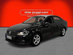 Käytetty 2015 VW Jetta Comfortline Sedan | 9 790 € (Perustarjous)