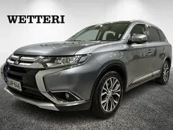 Harmaa Käytetty 2016 Mitsubishi Outlander Intense Katumaasturi | 21 300 € (Perustarjous)