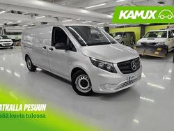 Hopea / harmaa Käytetty 2021 Mercedes Vito Van | 23 500 €