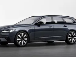 Sininen Uusi 2025 Volvo V90 Performance Farmari | 73 479 €