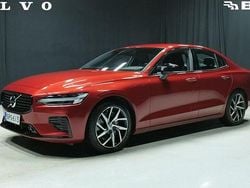 Punainen Käytetty 2022 Volvo S60 R-Design Sedan | 39 800 € (Perustarjous)