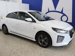 Valkoinen Käytetty 2020 Hyundai Ioniq Style Sedan | 14 950 € (Perustarjous)
