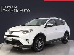 Valkoinen Käytetty 2016 Toyota RAV4 Style Katumaasturi | 20 880 € (Perustarjous)