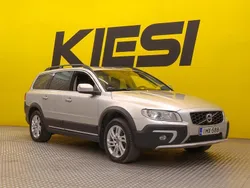 Käytetty 2016 Volvo XC70 Standard Katumaasturi | 16 780 € (Perustarjous)