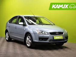 Sininen Käytetty 2006 Ford Focus Ghia Sedan | 3 690 € (Hyvä tarjous)